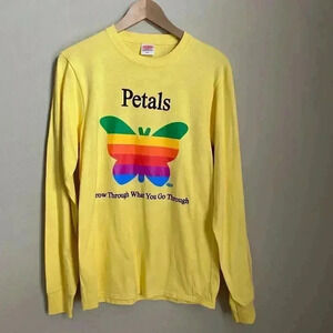 Petals &‎ Peacocks Long Sleeve T-shirt Yellow Size Small